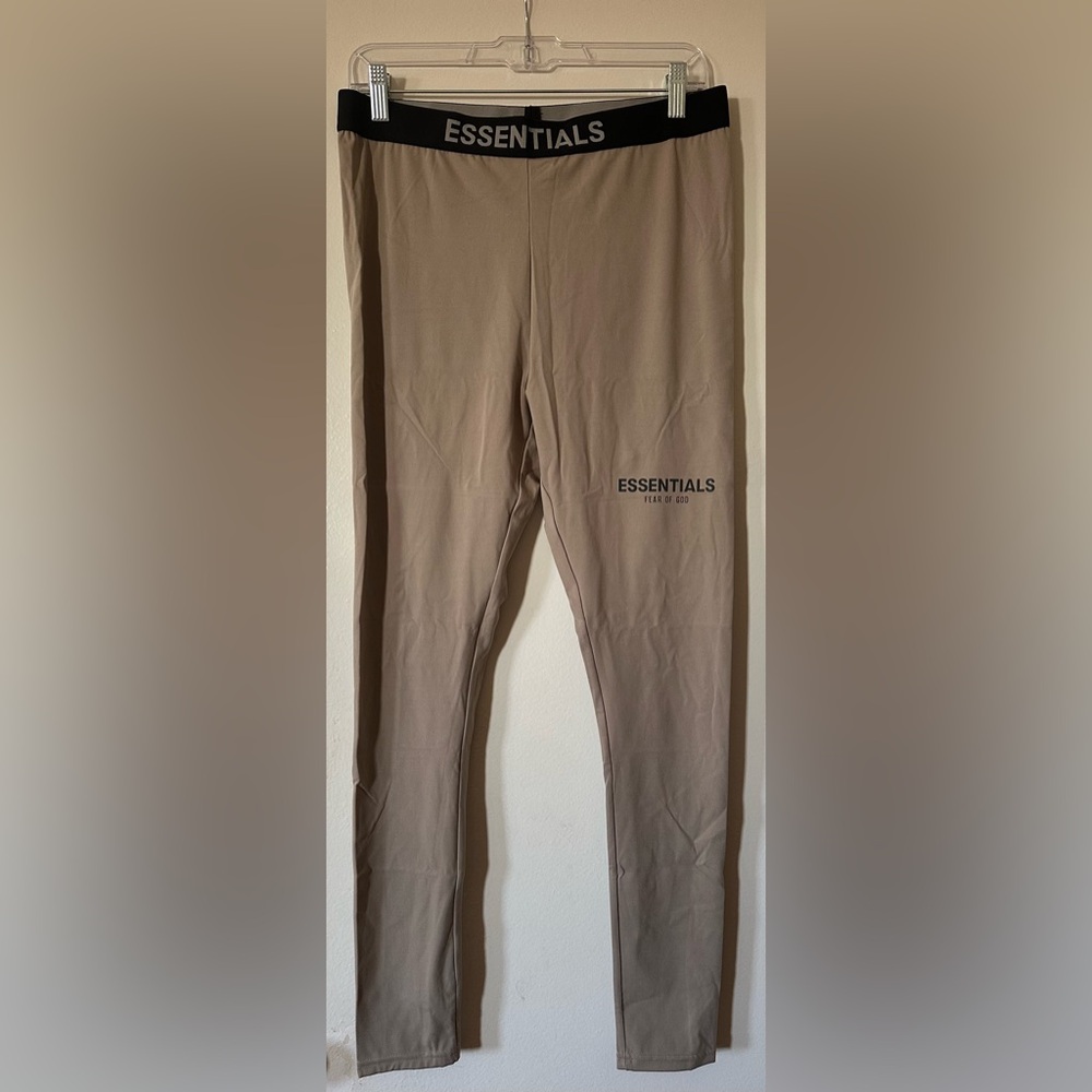 FOG Essentials Womens Leggings